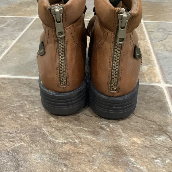 Rockport Cobb Hill Leather Hiking Boots - Picture 2 of 12